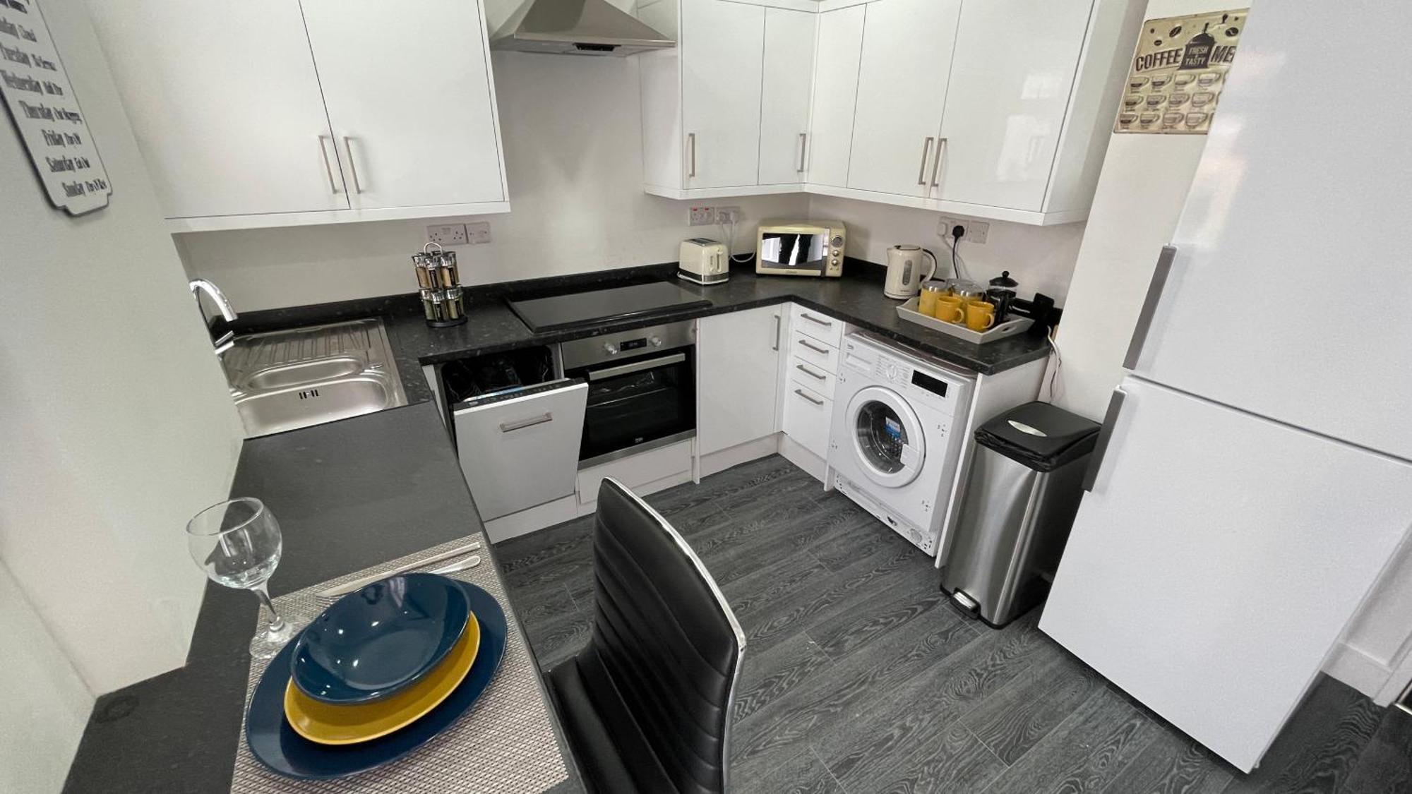Spacious 6 Bed Home Near City & Albion Stadium Perfect For Contractors! Μπέρμιγχαμ Εξωτερικό φωτογραφία